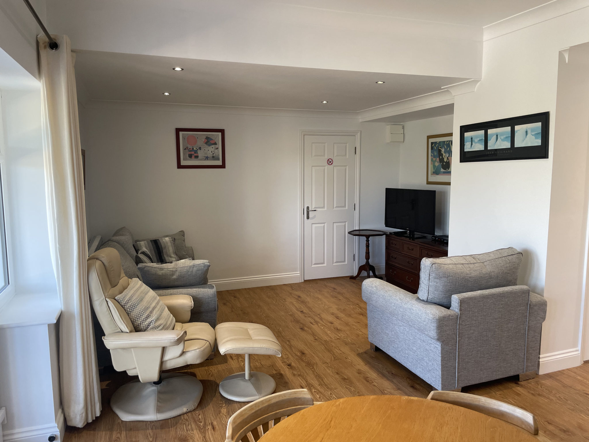 Self Catering Apartment 2 Pembroke Bay Self Catering Apartments